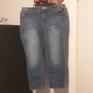 CB sz 16 blue jeans w/ bling back short inseem